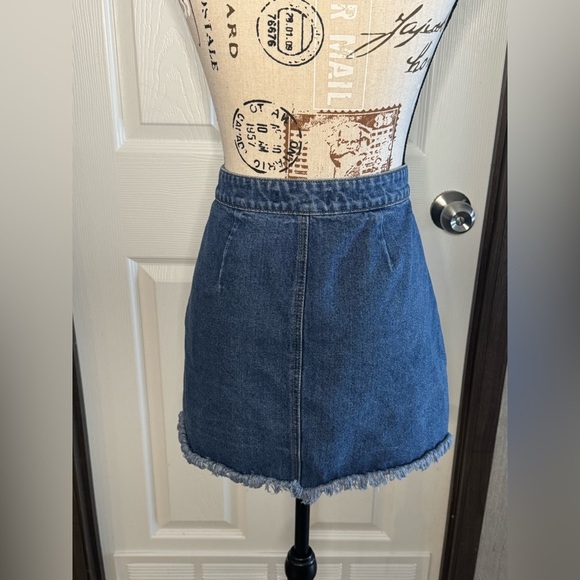 Forever 21 Denim Skirt - Picture 9 of 9